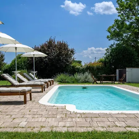 Stunning In San Giovanni In Marign *